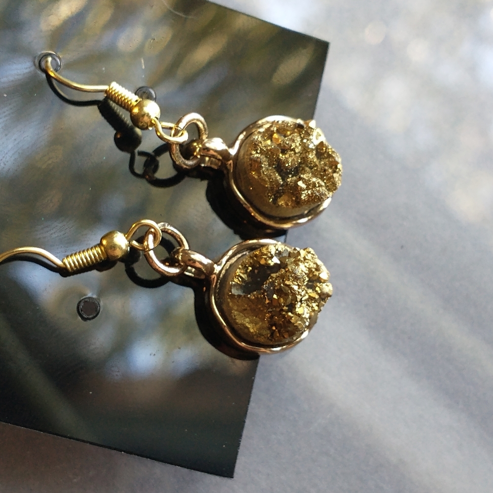 Gold druzy drop earrings